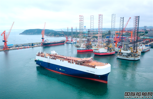 招商工業(yè)威海船廠為GAC建造雙燃料汽車(chē)運(yùn)輸船下水